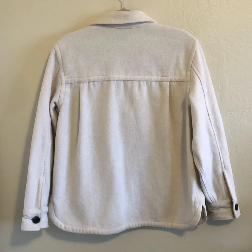 Free Assembly NWOT Shacket Size M Brown Button Down. Cream Color - Picture 3 of 7